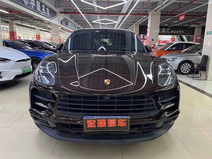 Фото 2 - Porsche Macan