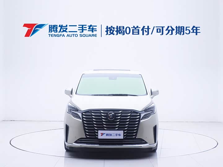 Фото 2 - Buick GL8 ES