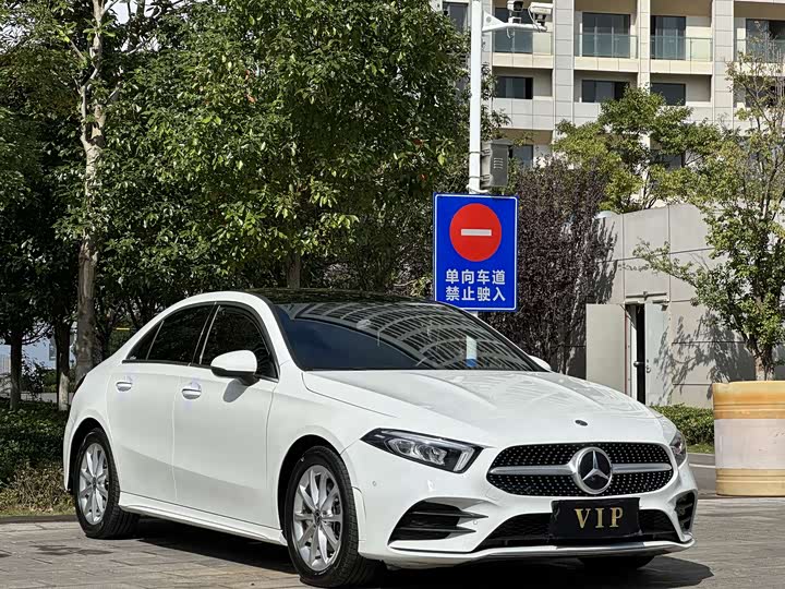 Фото 3 - Mercedes-Benz A-Class