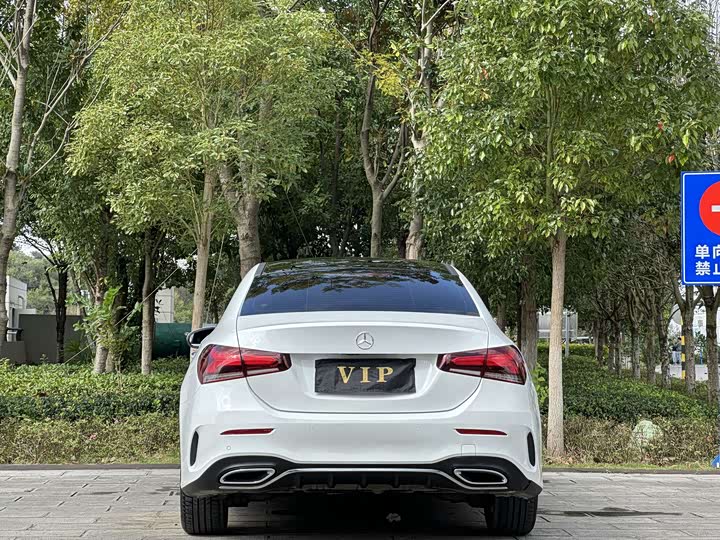 Фото 8 - Mercedes-Benz A-Class