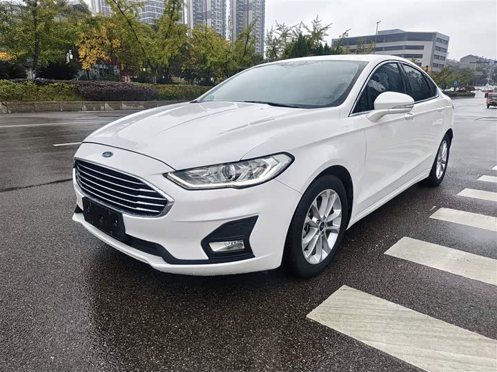 Фото 2 - Ford Mondeo