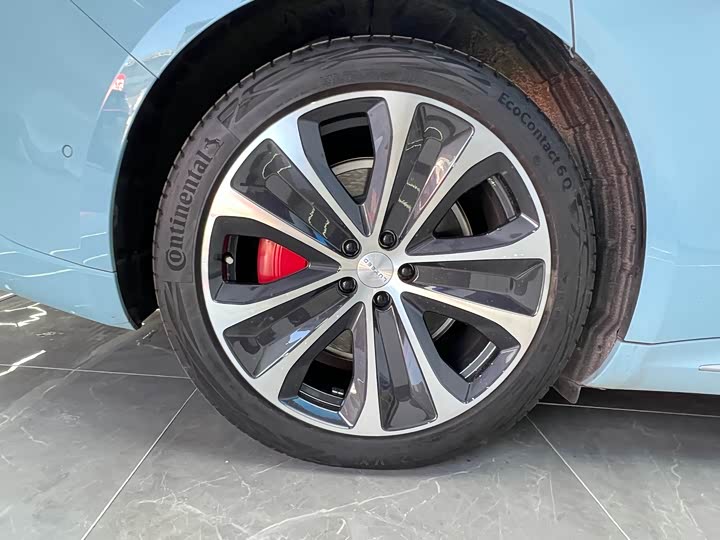 Фото 22 - Luxeed S7