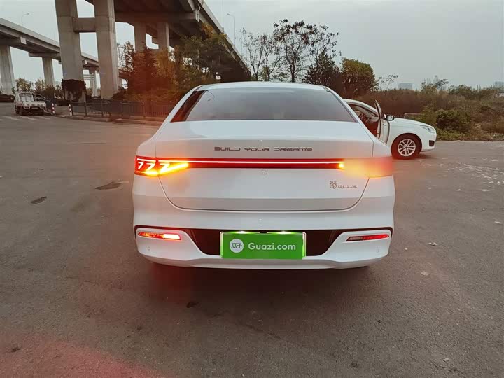 Фото 6 - BYD Qin Plus