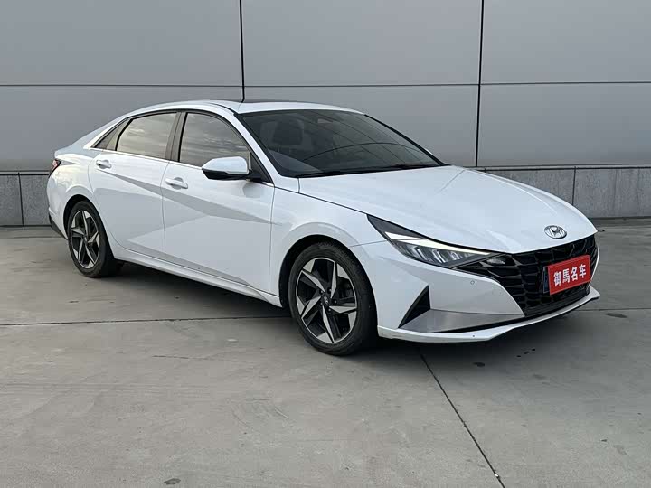 Фото 11 - Hyundai Elantra N line