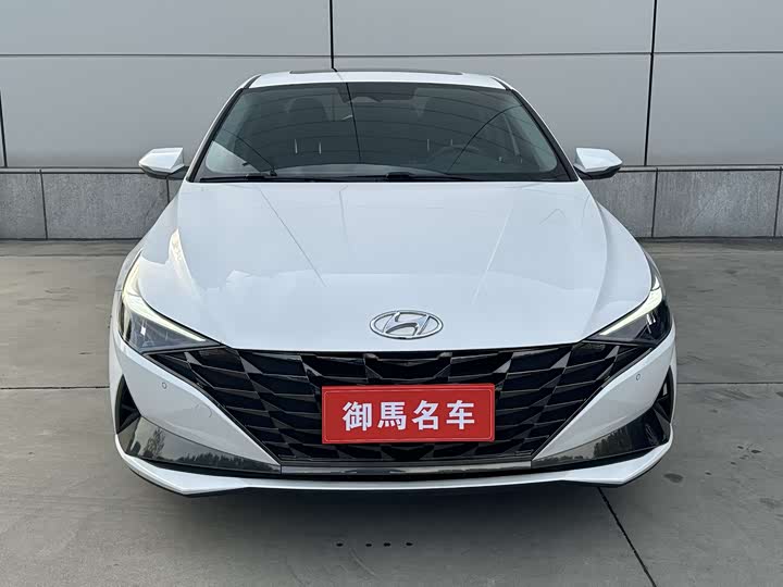 Фото 12 - Hyundai Elantra N line