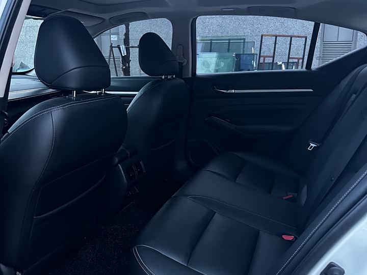 Фото 6 - Nissan Teana