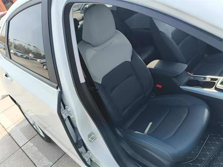 Фото 25 - Chevrolet Monza