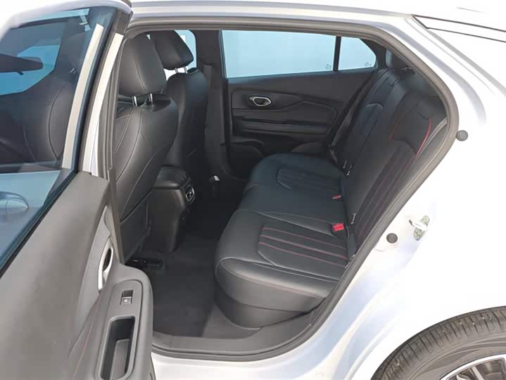 Фото 11 - GAC Trumpchi Empow R