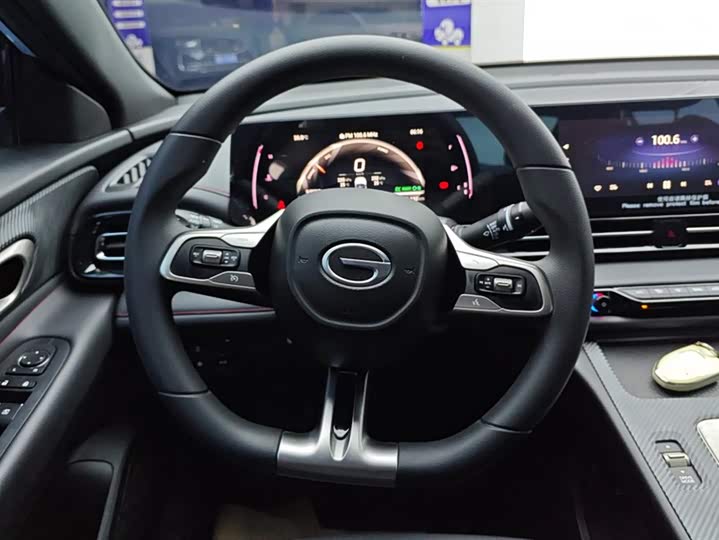 Фото 15 - GAC Trumpchi Empow R