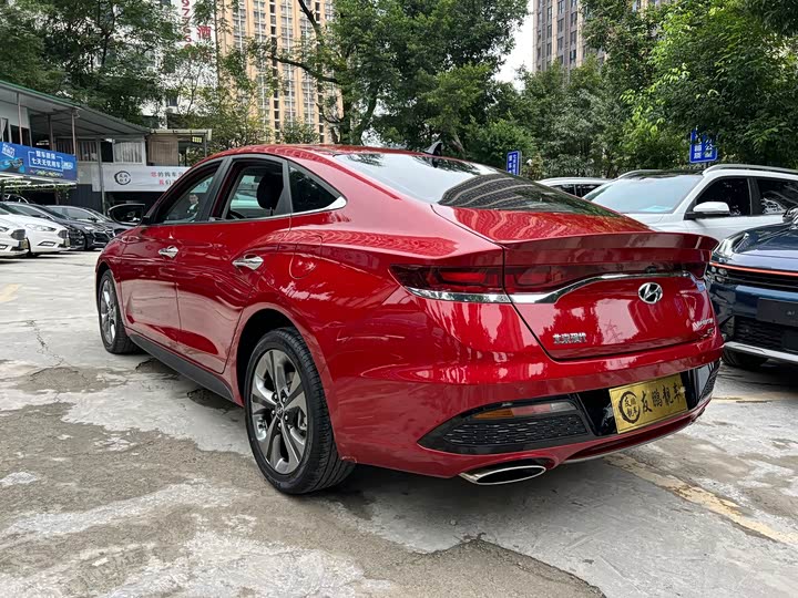 Фото 18 - Hyundai Lafesta