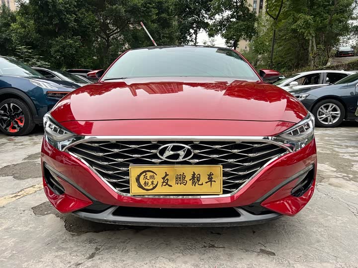 Фото 2 - Hyundai Lafesta