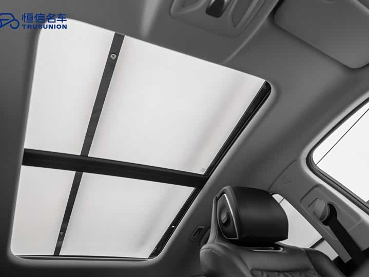 Фото 13 - Changan UNI-K Hybrid