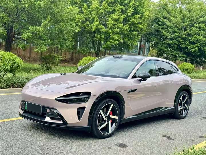 Фото 1 - Xiaomi YU7