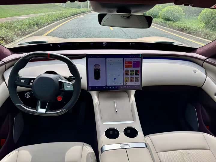 Фото 4 - Xiaomi YU7