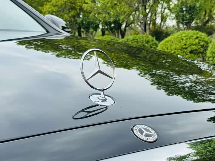 Фото 34 - Mercedes-Benz S-Class