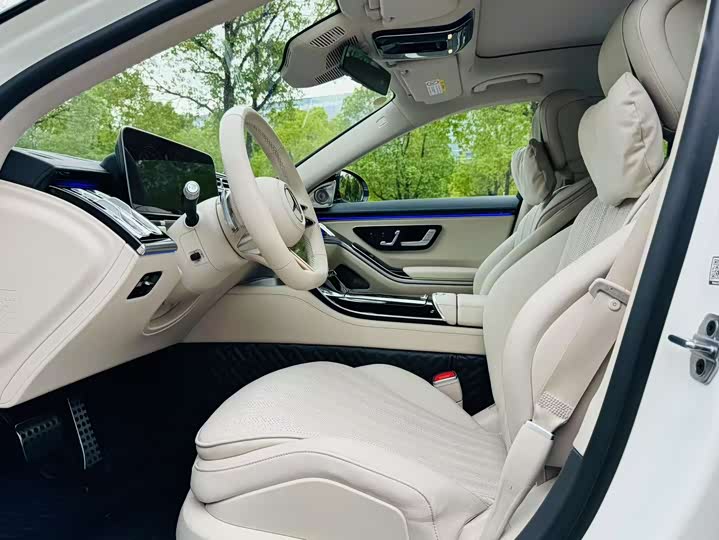 Фото 5 - Mercedes-Benz S-Class