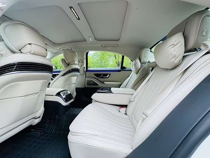 Фото 6 - Mercedes-Benz S-Class