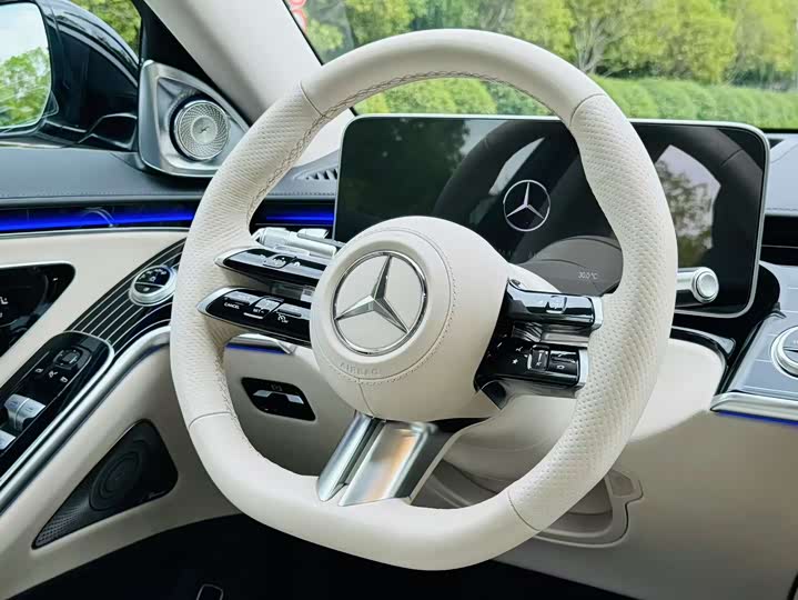 Фото 9 - Mercedes-Benz S-Class