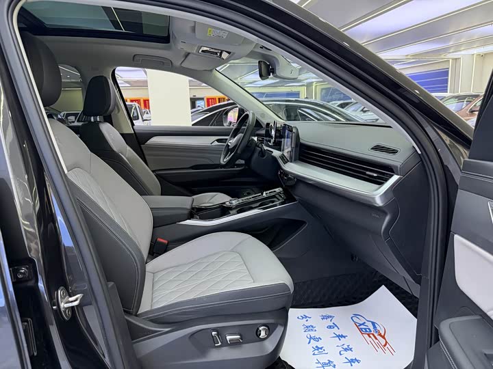 Фото 6 - Volkswagen Tavendor