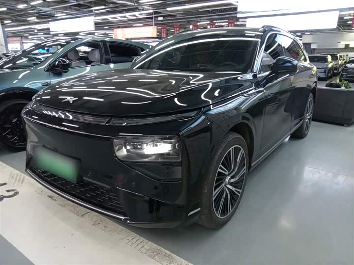 Фото 2 - XPeng G9