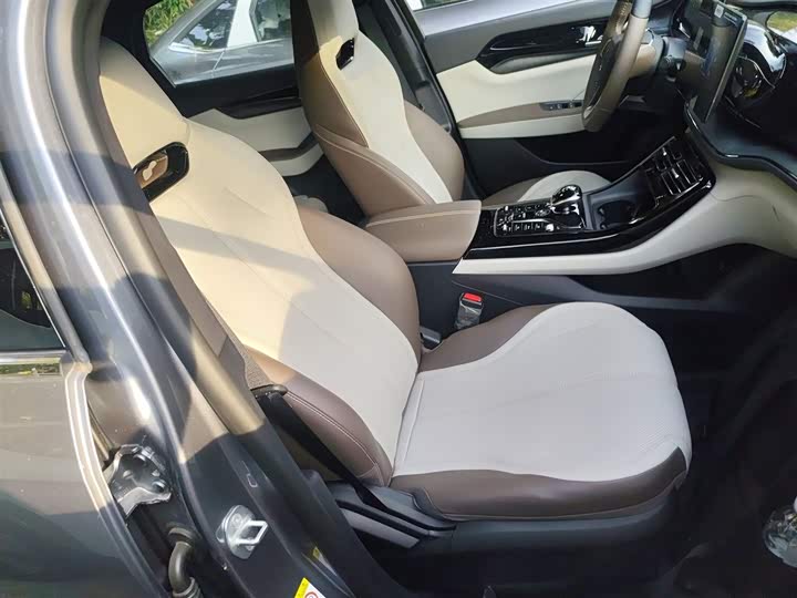 Фото 25 - BYD Qin Plus