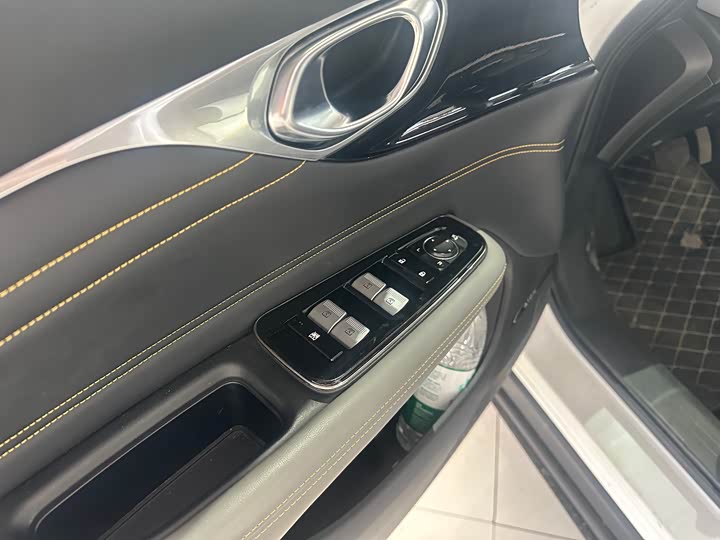 Фото 10 - GAC Aion V