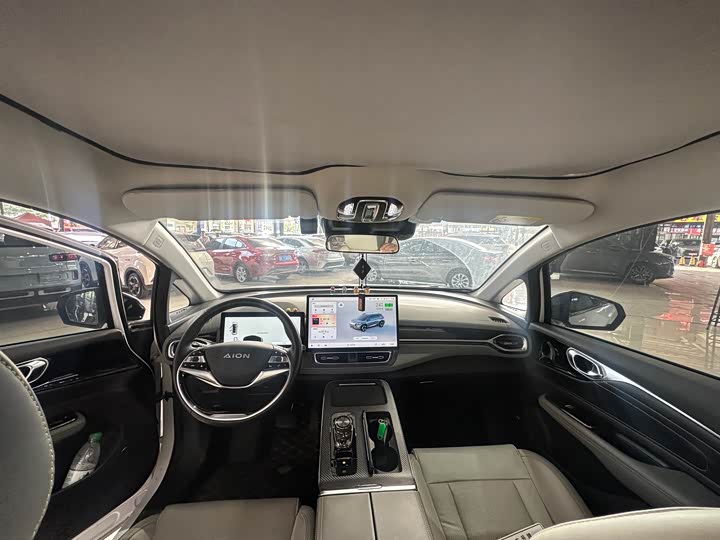 Фото 24 - GAC Aion V