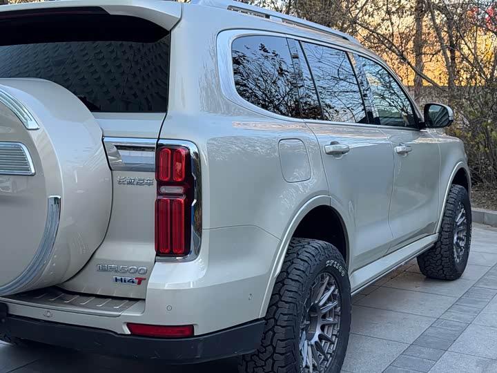 Фото 32 - Tank 500 Hybrid