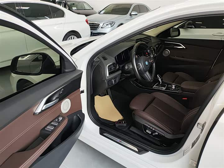 Фото 16 - BMW 1 Series