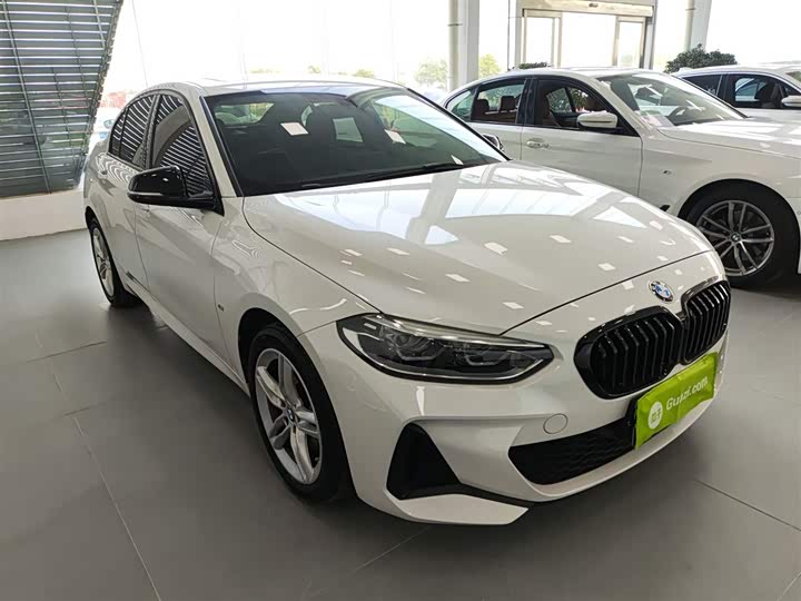 Фото 4 - BMW 1 Series