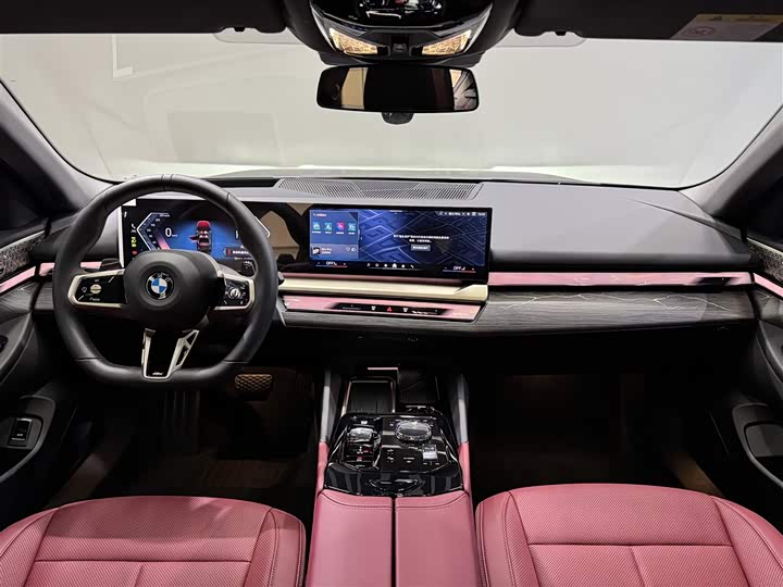 Фото 15 - BMW 5 Series