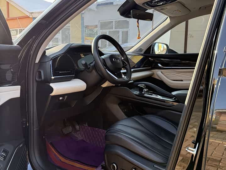 Фото 7 - Geely Monjaro