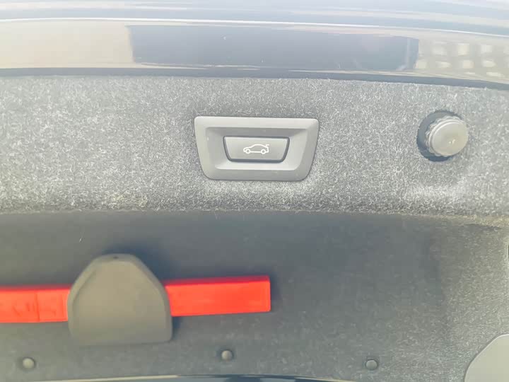 Фото 18 - BMW 5 Series