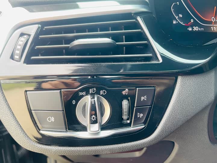 Фото 27 - BMW 5 Series