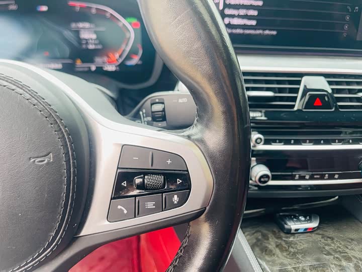 Фото 29 - BMW 5 Series