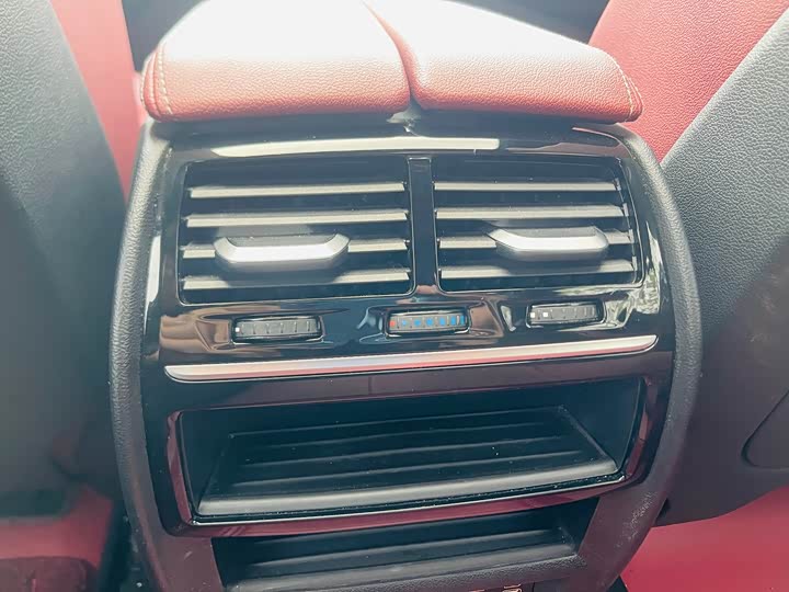 Фото 41 - BMW 5 Series