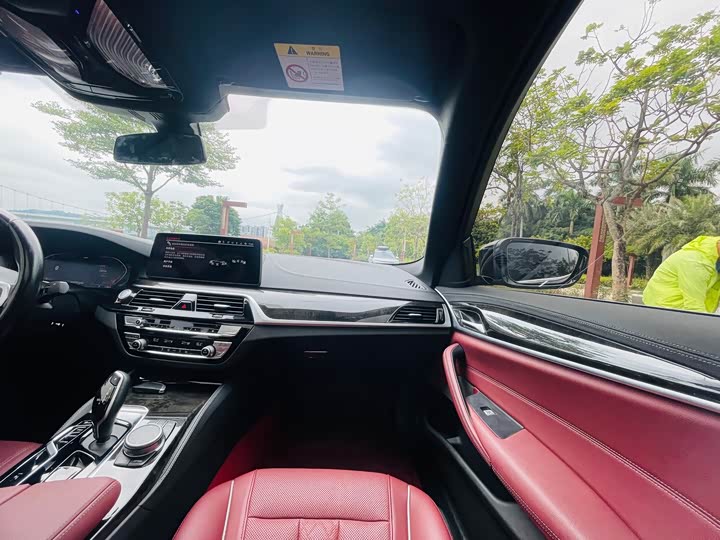 Фото 50 - BMW 5 Series