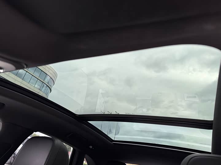 Фото 9 - Porsche Macan