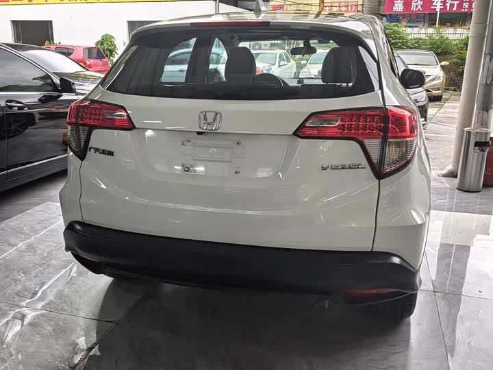 Фото 5 - Honda Vezel