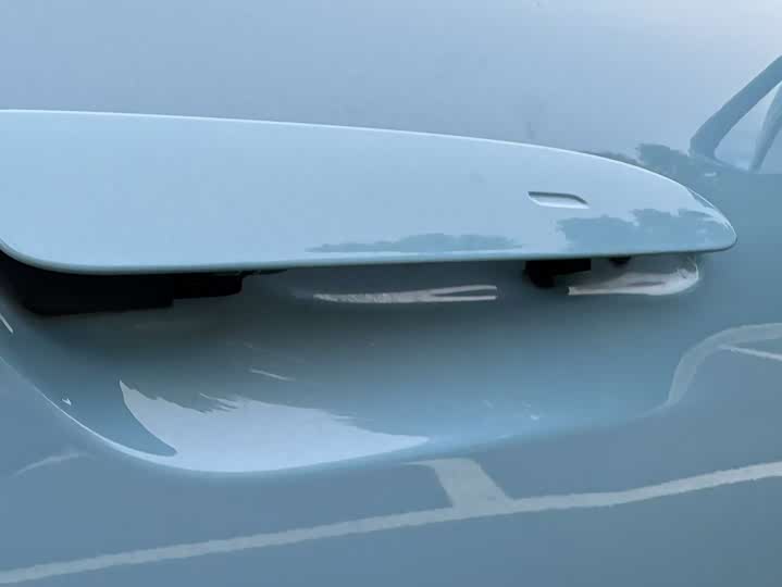 Фото 25 - Porsche Taycan