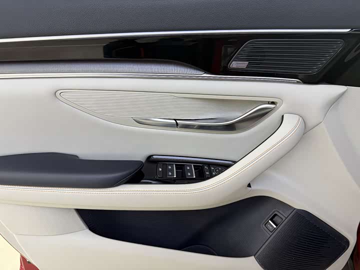 Фото 15 - BYD Song Plus Hybrid/EV