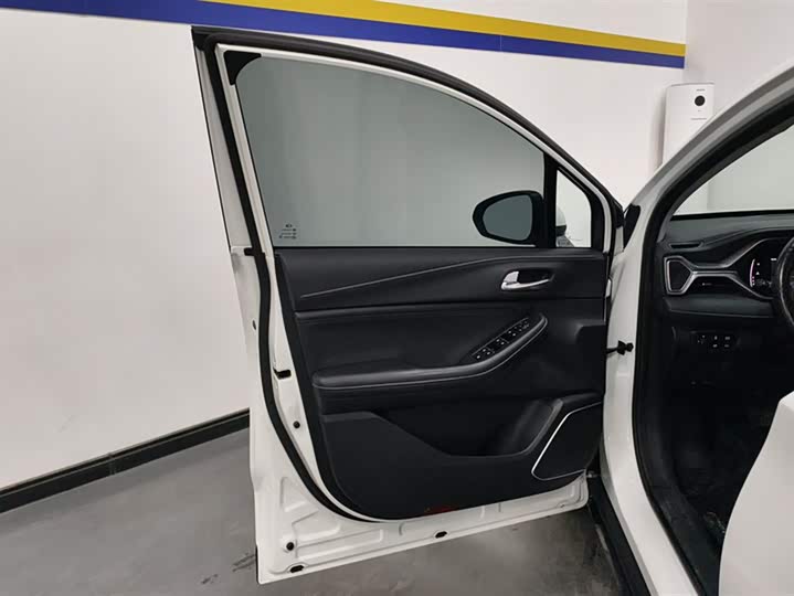 Фото 7 - GAC Trumpchi GS4