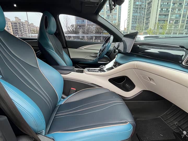 Фото 17 - BYD Song Pro