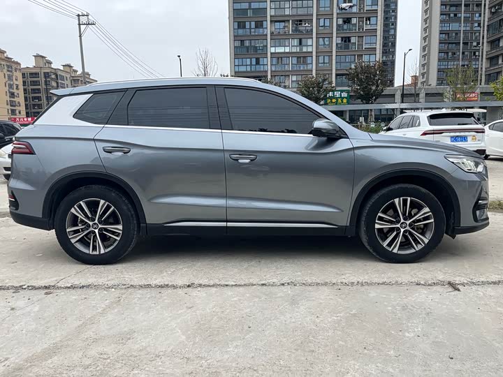 Фото 4 - BYD Song Pro