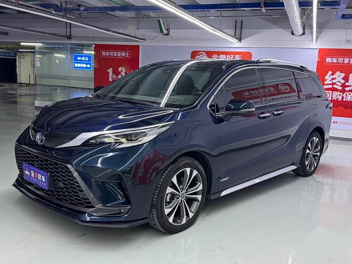 Фото 1 - Toyota Granvia