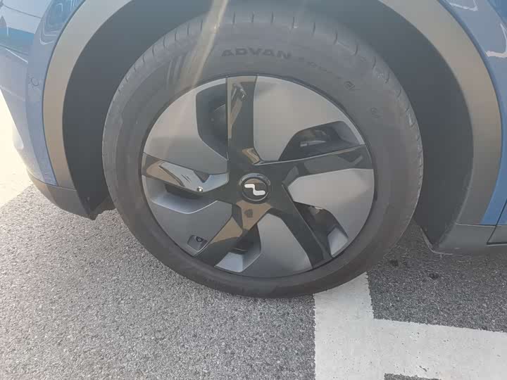 Фото 10 - Nio Onvo L60