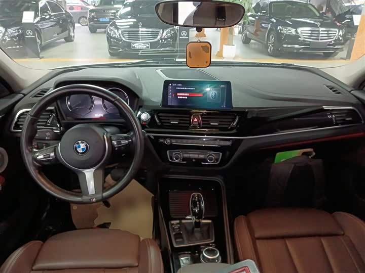 Фото 10 - BMW 1 Series