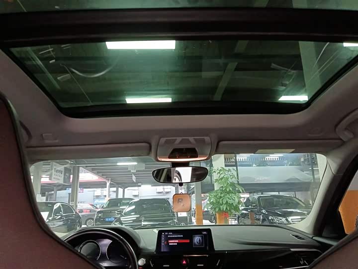 Фото 18 - BMW 1 Series