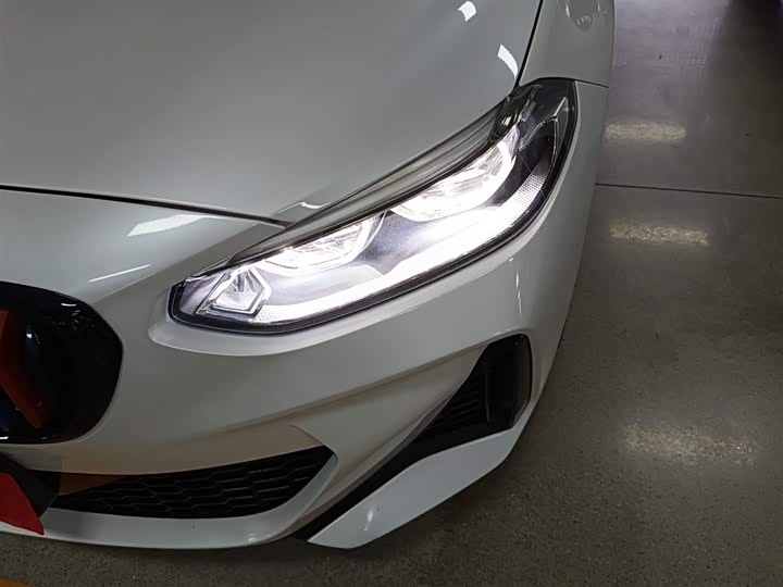 Фото 24 - BMW 1 Series