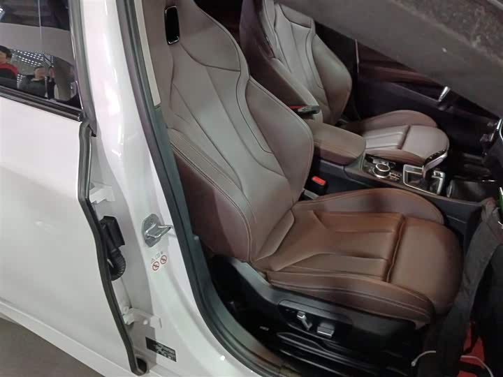 Фото 25 - BMW 1 Series